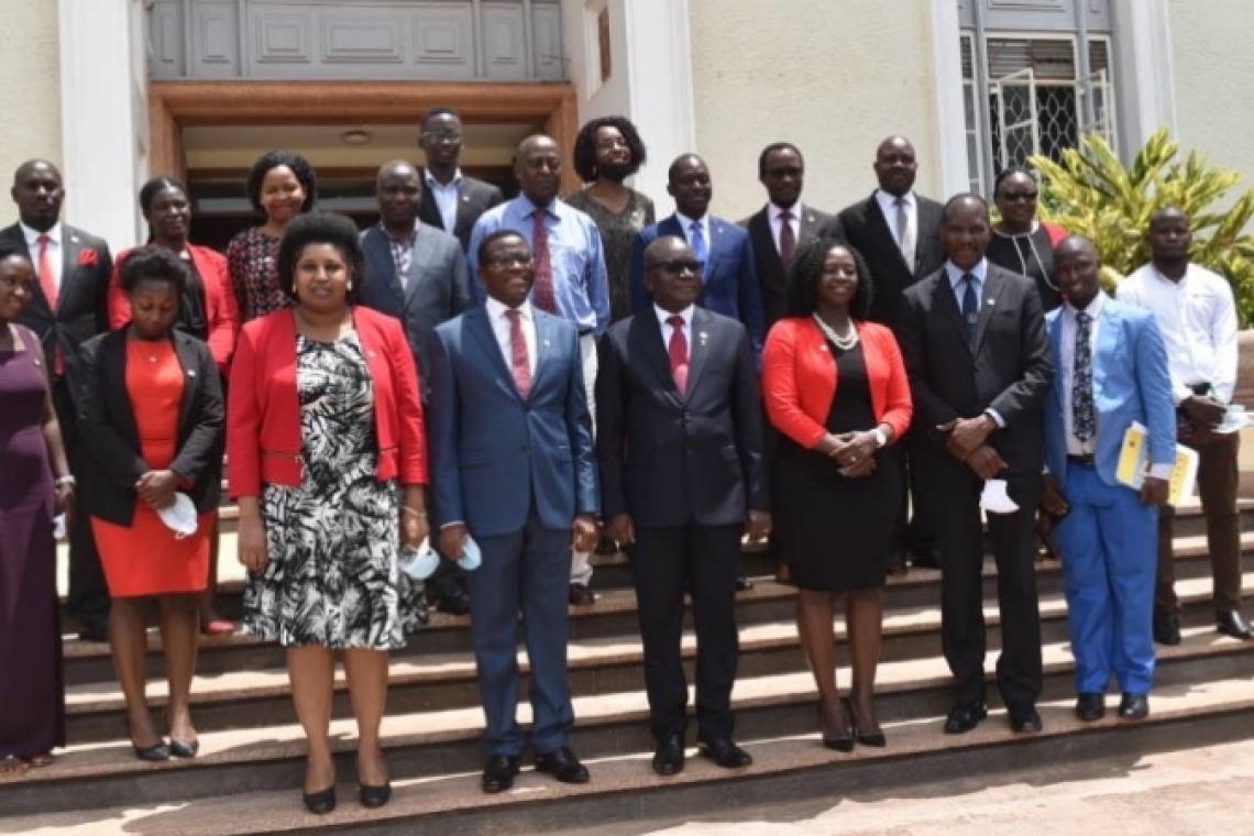 Katikkiro Asisinkanye Ekibina ki Public Relations Uganda (PRAU)