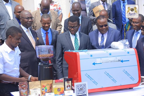 The Prime Minister inaugurated the coffee processing machine The Prime Minister inaugurated the coffee processing machine