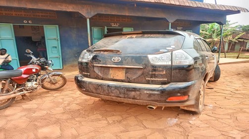 The vehicle was recovered without a number plate The vehicle was recovered without a number plate