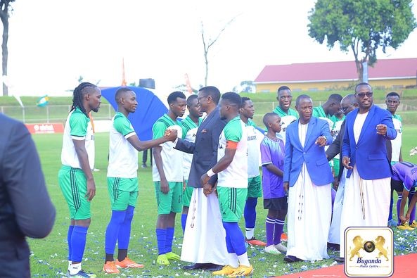 The Katikkiro visits the players' line-ups at Wankulukuku Stadium Image