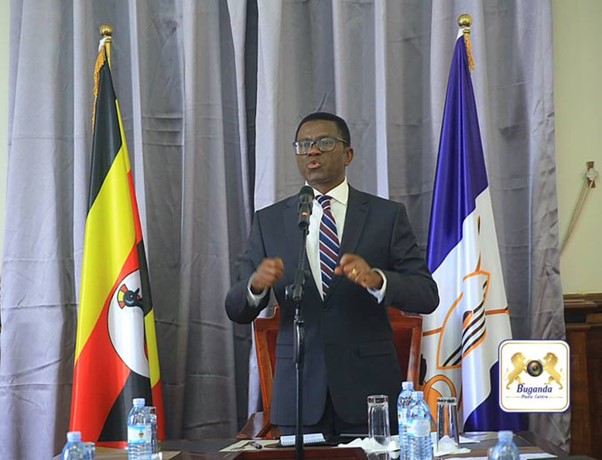 The Katikkiro addressing the board members Image