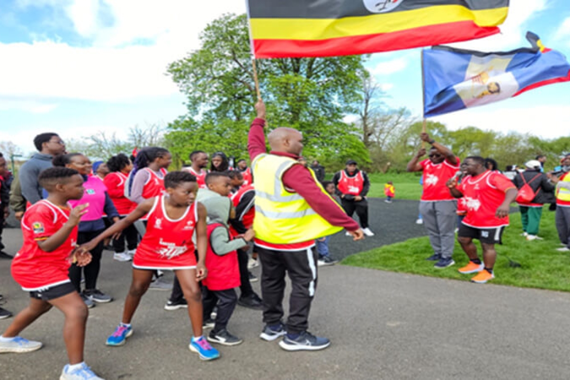 Omukulembeze wa Kabaka mu UK ne Ireland, Oweek. Ssaalongo Geoffrey, asibula abaddusi ku misinde gy’amazaalibwa ga Kabaka egy’omulundi ogwa 69 nga April 7, 2024 Omukulembeze wa Kabaka mu UK ne Ireland, Oweek. Ssaalongo Geoffrey, asibula abaddusi ku misinde gy’amazaalibwa ga Kabaka egy’omulundi ogwa 69 nga April 7, 2024