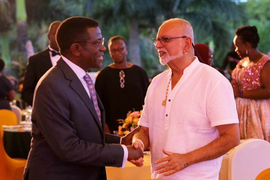 📸 The Katikkiro greeting Sudhir Ruparelia during the recent Queen’s Ball charity event 📸 The Katikkiro greeting Sudhir Ruparelia during the recent Queen’s Ball charity event