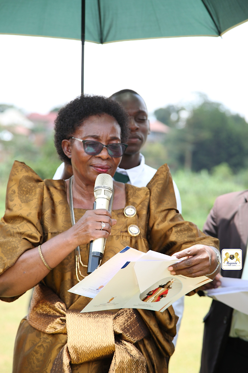 Hon. Nakate Kikomeko reading His Majesty’s message Hon. Nakate Kikomeko reading His Majesty’s message
