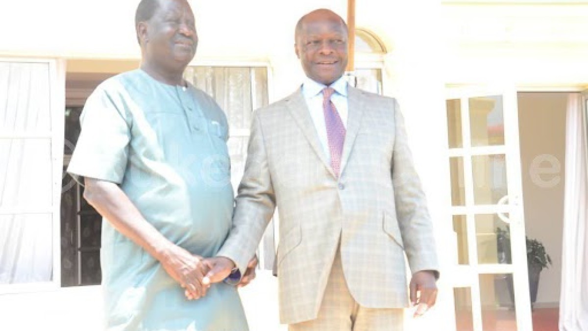 Here, the late Raila Odinga is seen visiting His Majesty the Kabaka at Mengo Palace. Here, the late Raila Odinga is seen visiting His Majesty the Kabaka at Mengo Palace.