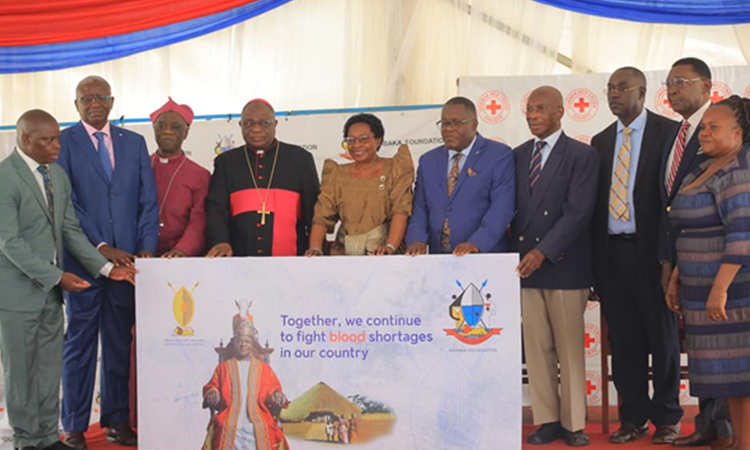 Kings' ministers and religious leaders launched the blood donation campaign in the provinces Image