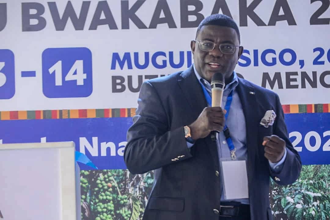 Deputy katikkiro presenting during the conference Image