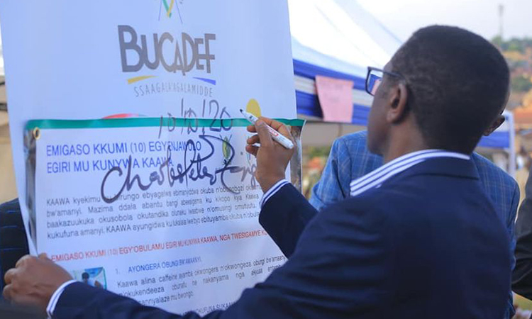 Katikkiro launching BUCADEF in Kyadondo. Image